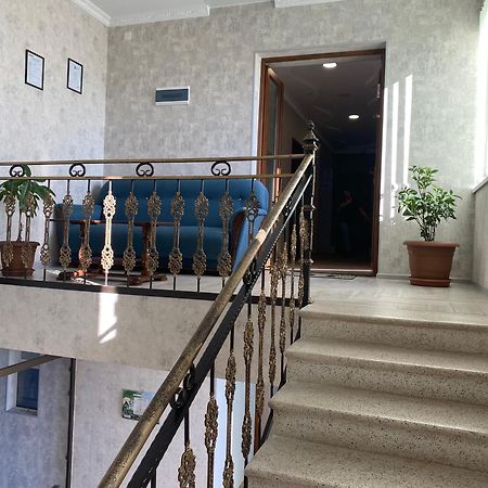 Ninotsminda Hotel Sharl מראה חיצוני תמונה