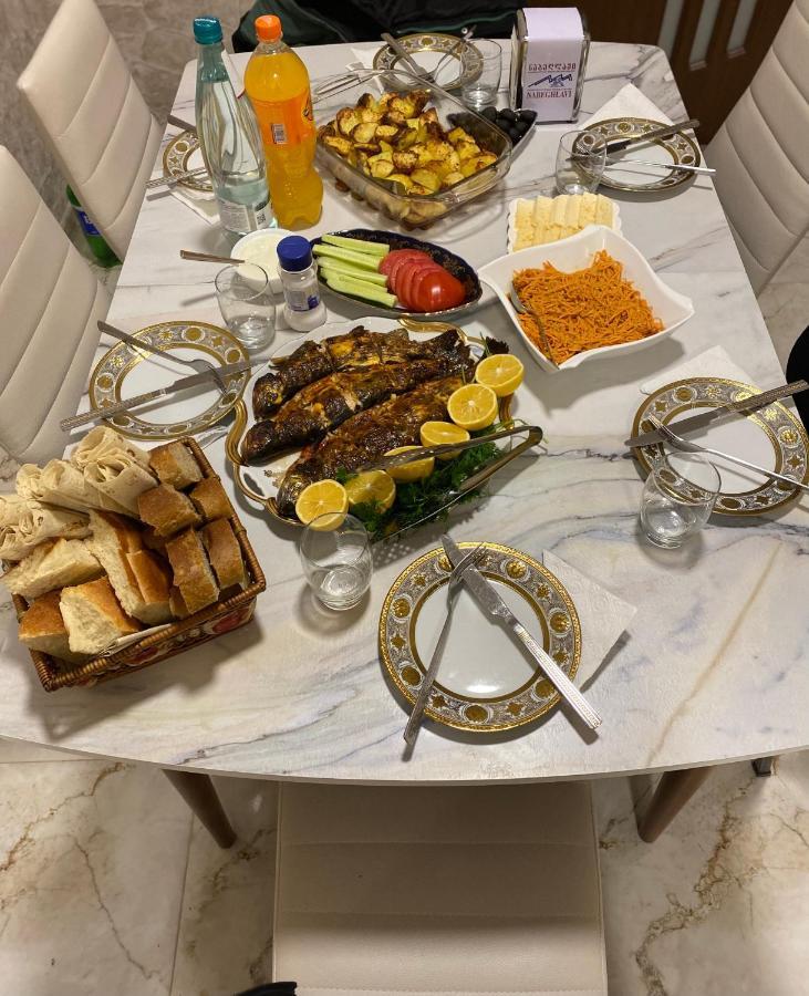 Ninotsminda Hotel Sharl מראה חיצוני תמונה
