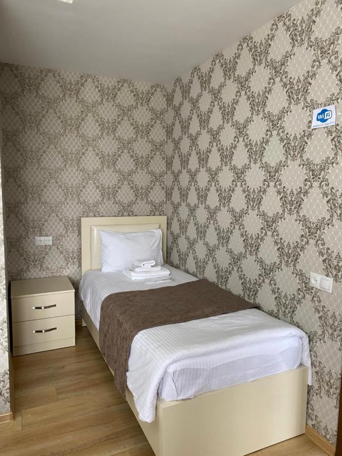 Ninotsminda Hotel Sharl מראה חיצוני תמונה