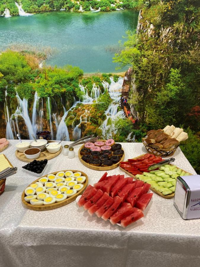 Ninotsminda Hotel Sharl מראה חיצוני תמונה