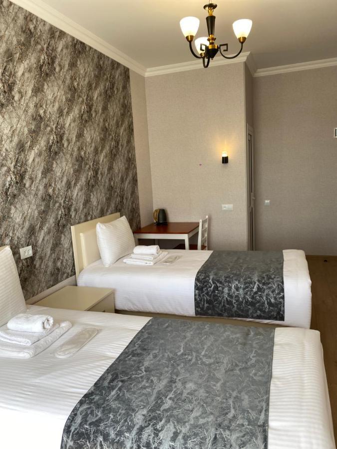 Ninotsminda Hotel Sharl מראה חיצוני תמונה